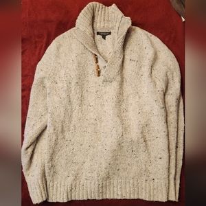 Banana Republic wool blend mock neck sweater. Men's Medium